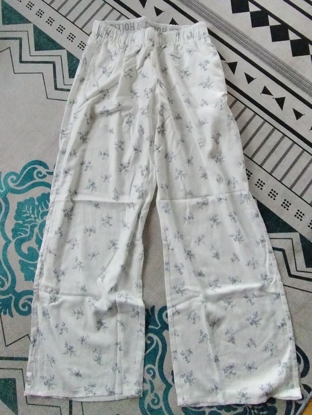 NWT Hollister Small Pants
